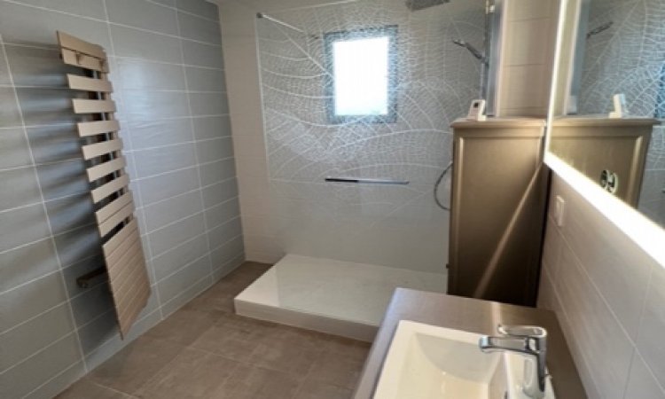 Rénovation de salle de bain à Oytier Saint Oblas